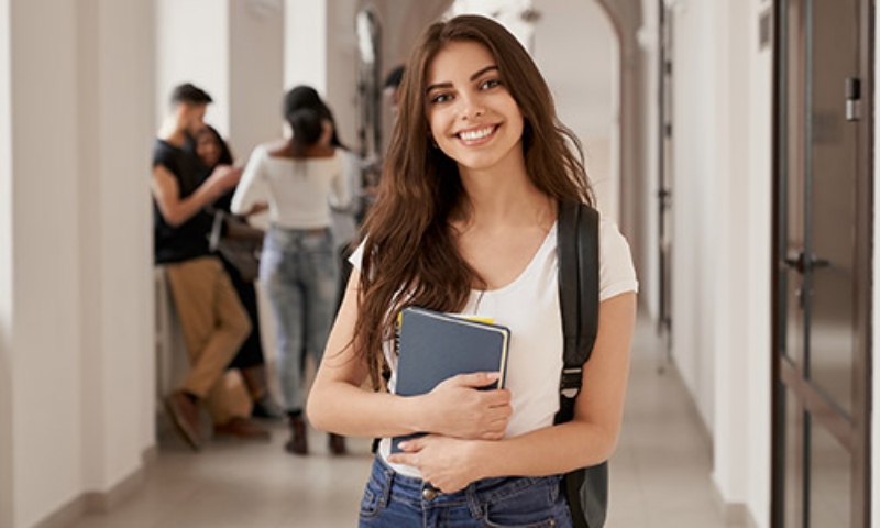 Universidad DKV