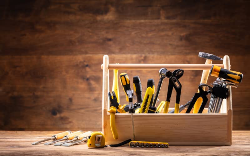 Kit básico de herramientas para bricolaje