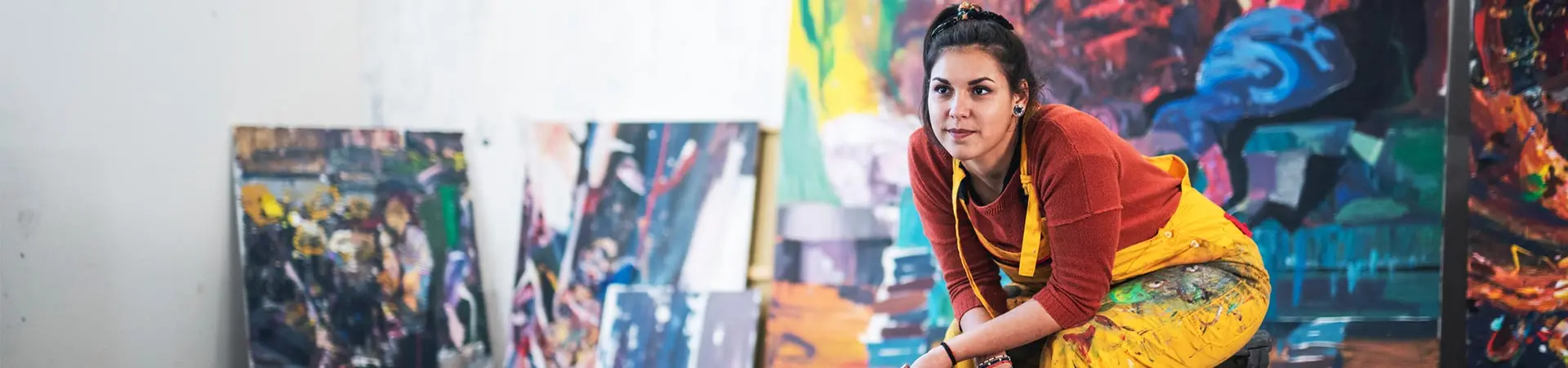 Becas y residencias artísticas