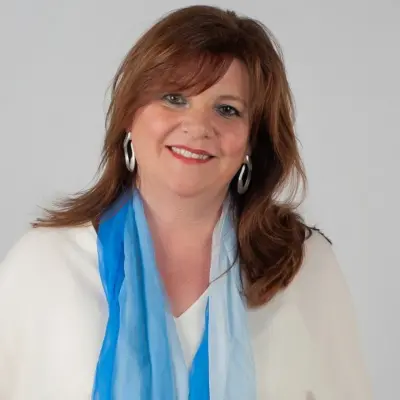 Medialia - Carmen Puértolas