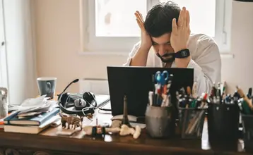 síndrome del burnout 001 Empleado con el síndrome del burnout